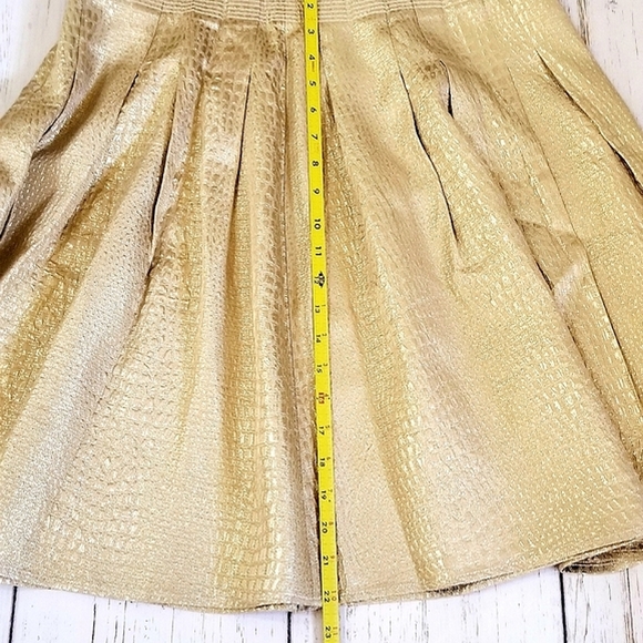 Gold Bebe Knee Length Animal Print Skirt - Picture 6 of 9